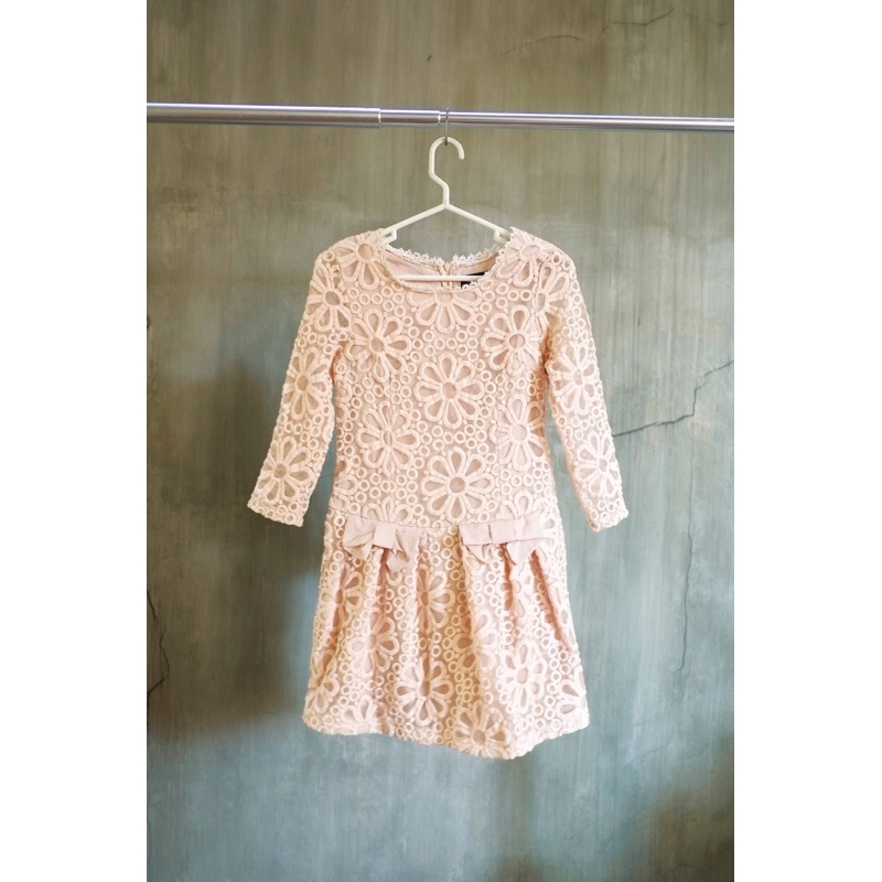 Baju Pesta Caroline Kosasih Party Mini Evening Dress Beige Cream Flowery