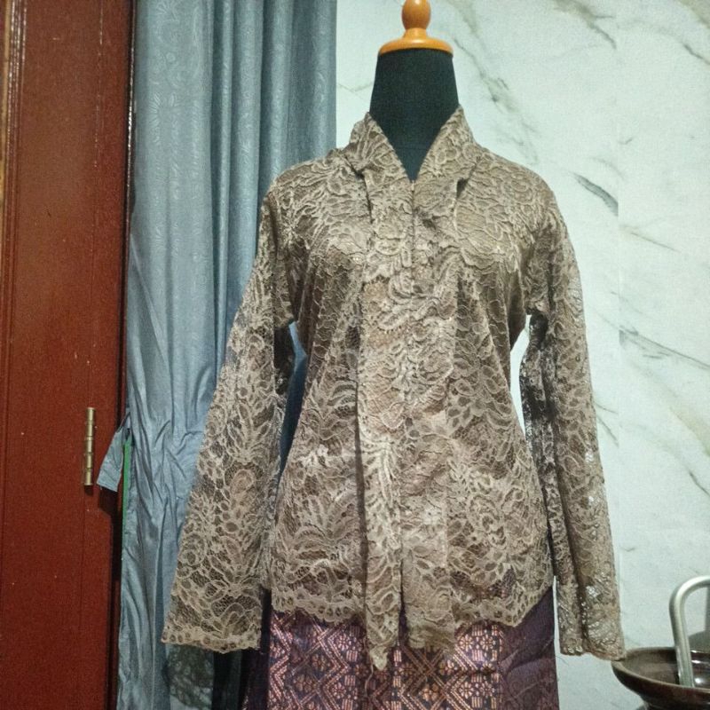 kebaya RENDA encim