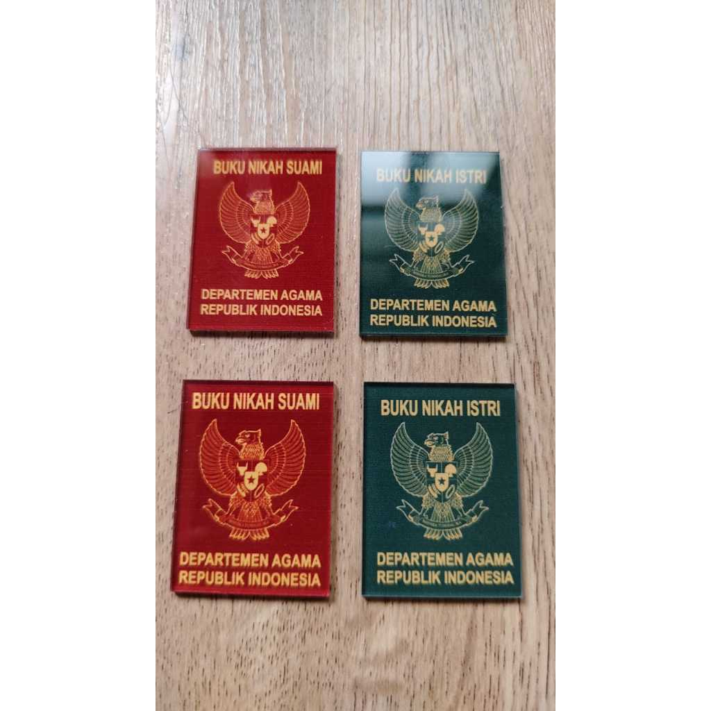 

AKRILIK REPLIKA BUKU NIKAH SUAMI ISTRI