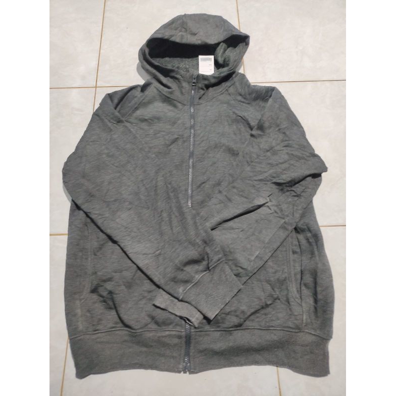 hoodie zipper cewek UNIQLO sherpa size xl second