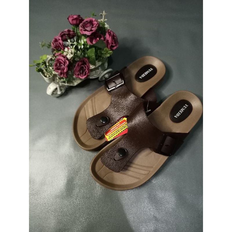 Sendal pria dewasa yumeida