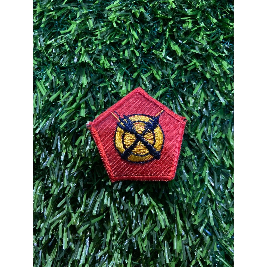 

TKK (M) Utama Pengatur Meja Makan