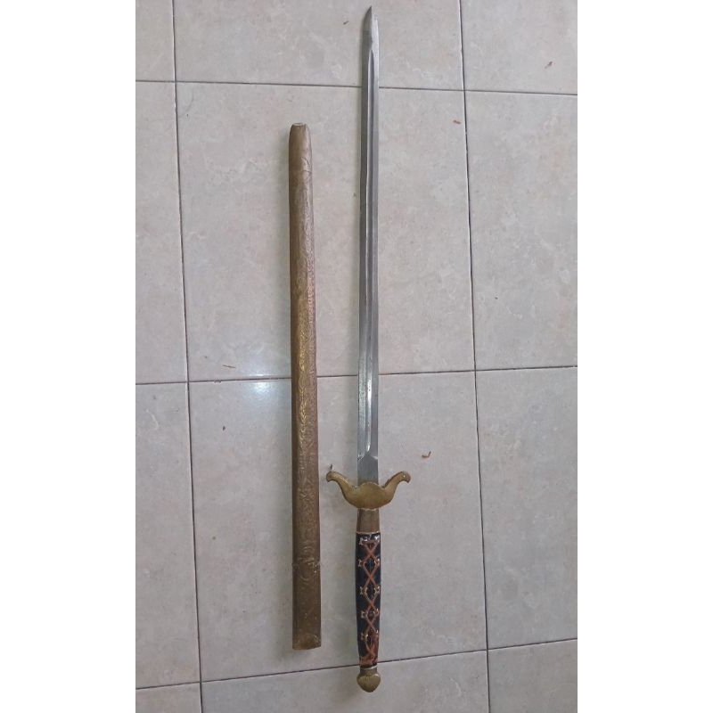 Pisau Dapur Panjang Cina Gagang Kuningan