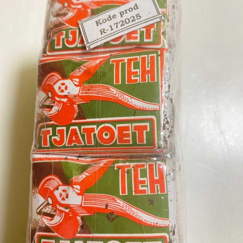 

Tjatoet Jasmine Istimewa ( 10pcs 1 slop 40gr )