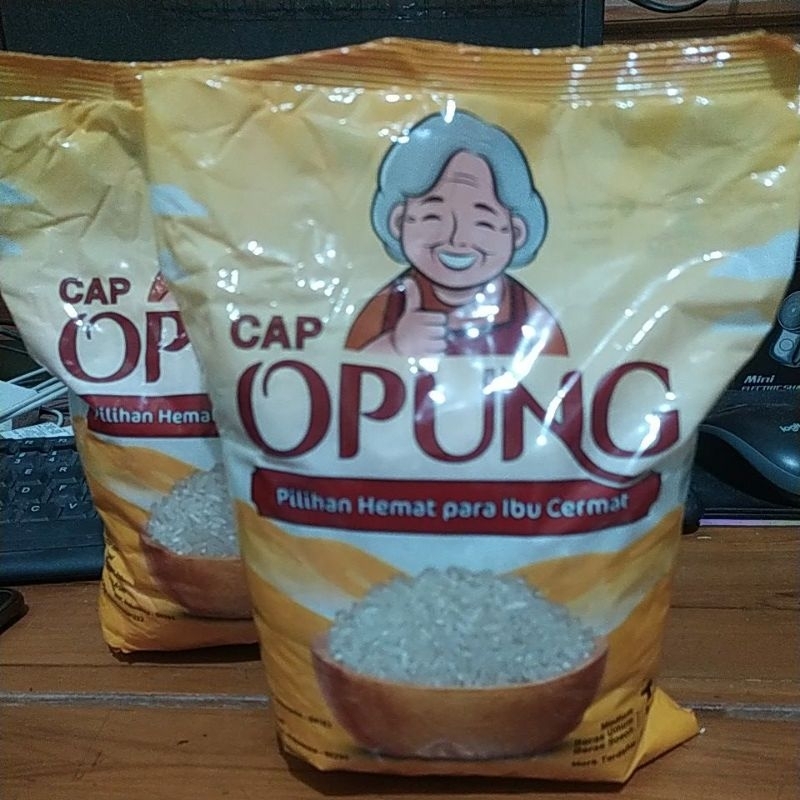 

Beras Cap Opung Kemasan 1 kg