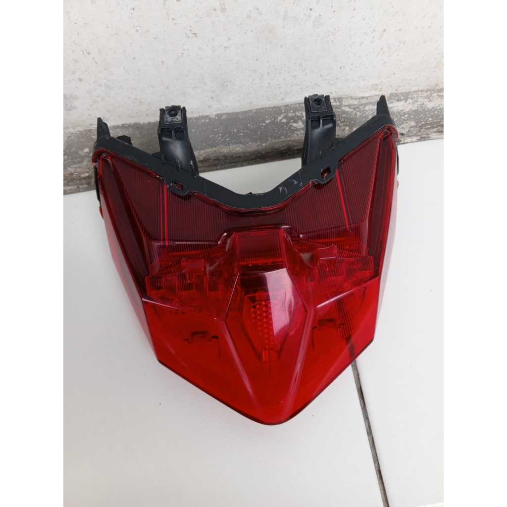 lampu belakang VARIO NEW 125/150 ORIGINAL HONDA stoplamp satu set vario new 2019 sampai 2023