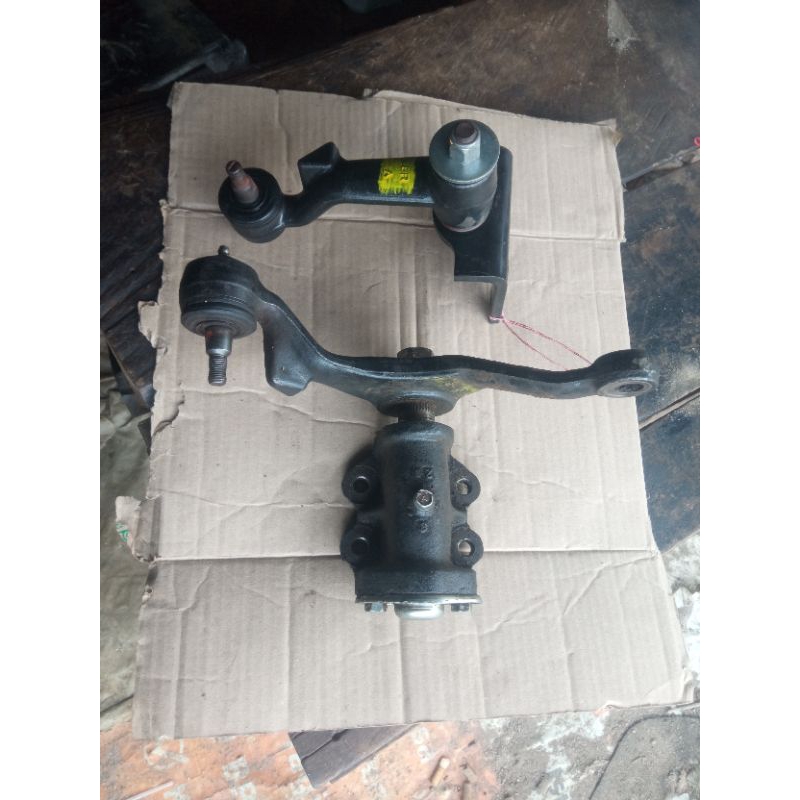 IDLE IDLER ARM BELLCRANK BELL CRANK MITSUBISHI L300 SOLAR BENSIN FULL - SET KANAN KIRI #ORIGINAL