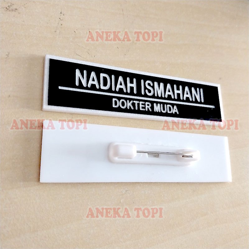 

Name Tag Grafir Custom Papan Nama Dada Model Grafir - Aneka Topi