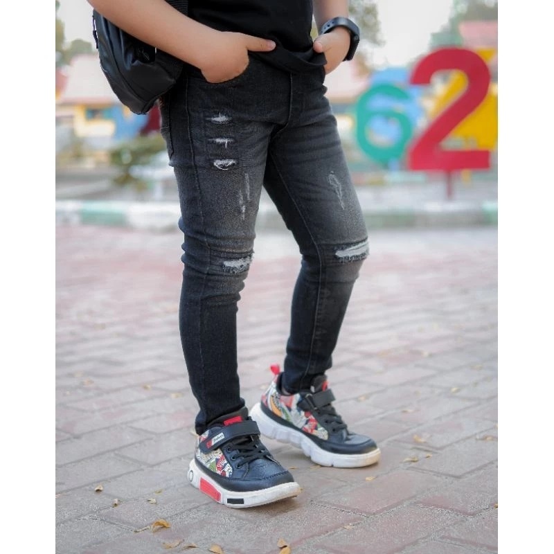 CELANA ANAK LAKI-LAKI JEANS SNOW BLACK RIPPED GHIEVA USIA 3-8TAHUN