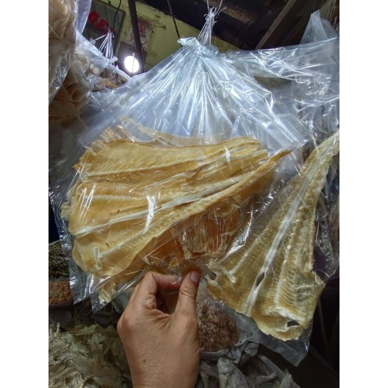 

Pari asin belah (perbungkus) 100gr