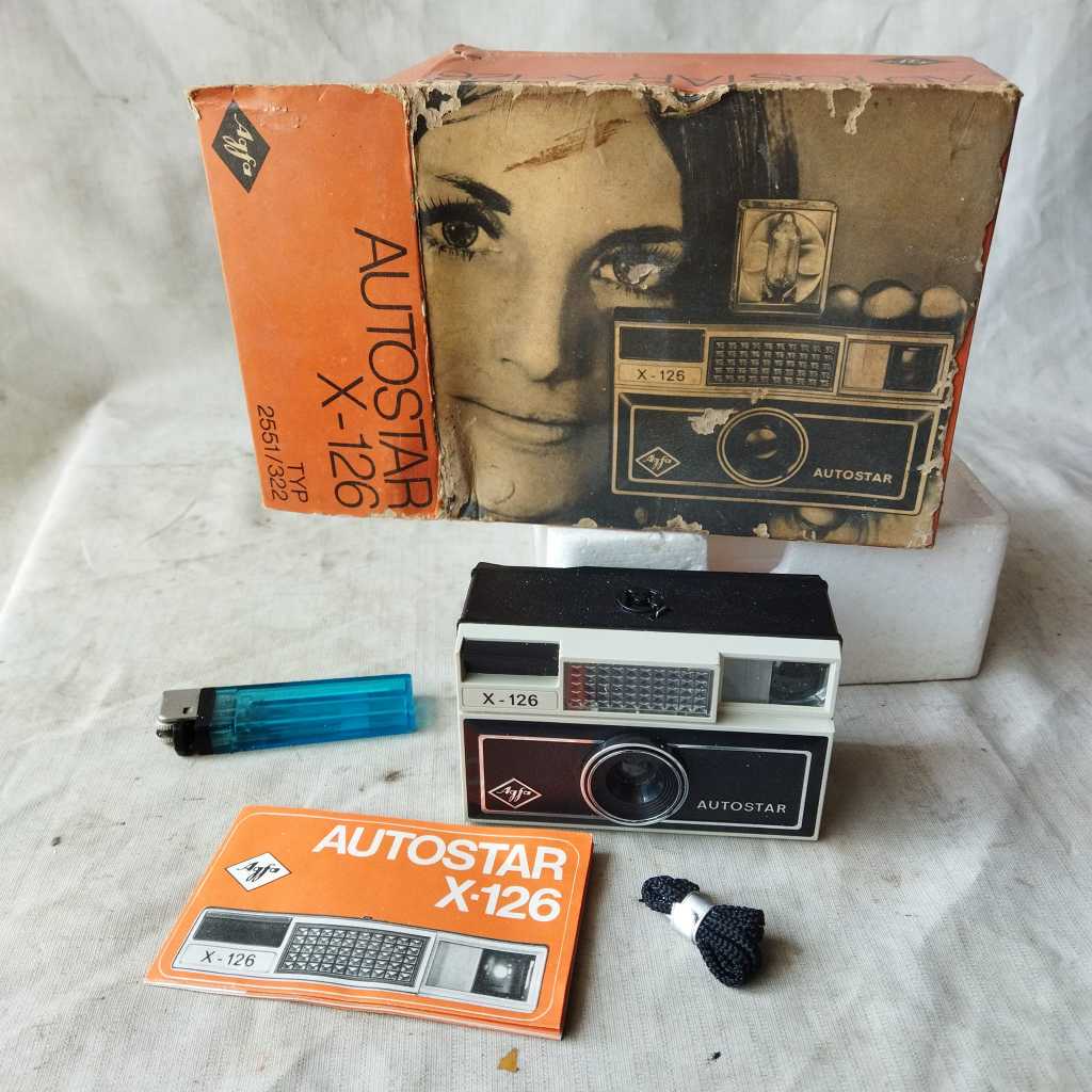PAJANGAN kamera agfa autostar x-126 NOS