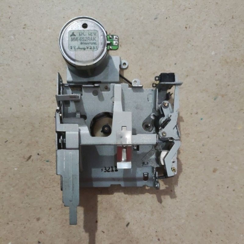 MEKANIK TAPE MOBIL AUTO STOP (POSISI DINAMO DI BAGIAN ATAS)