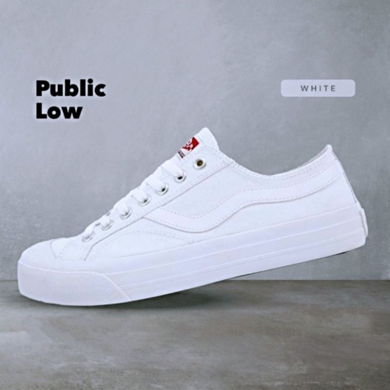 sepatu sneakers putih / sepatu putih cowok / sepatu vantela /vantela full white