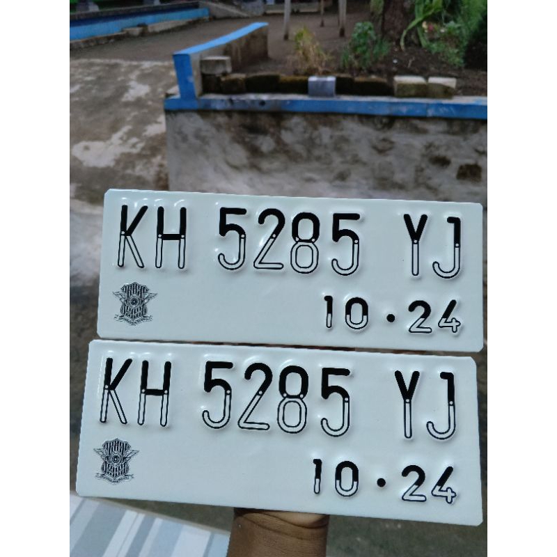 Plat Nomor Motor Baut Tanam 2 pcs COD (free sticker nama)