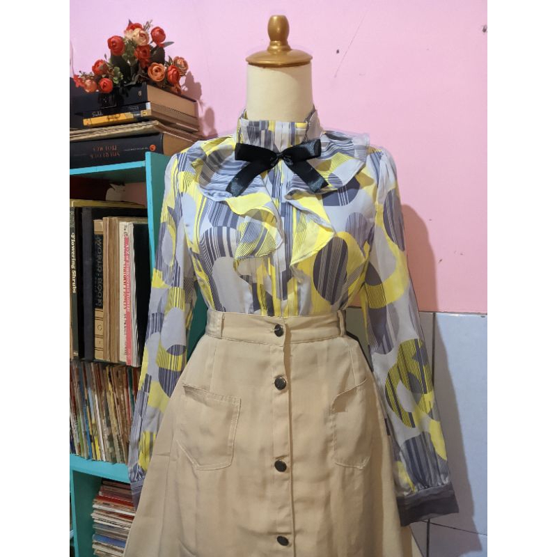 Victorian Style Retro Blouse