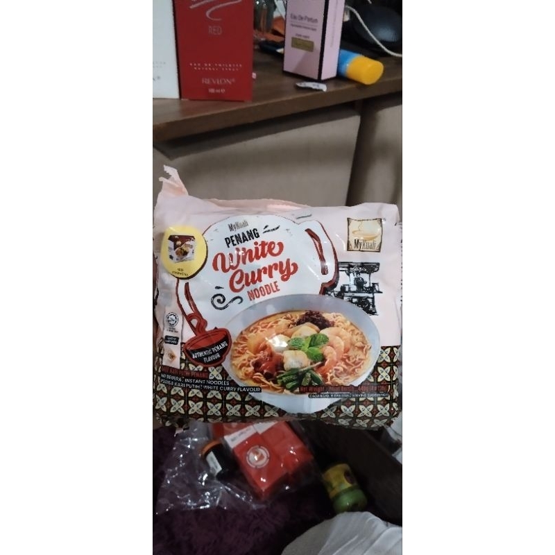 

mie instant penang white curry