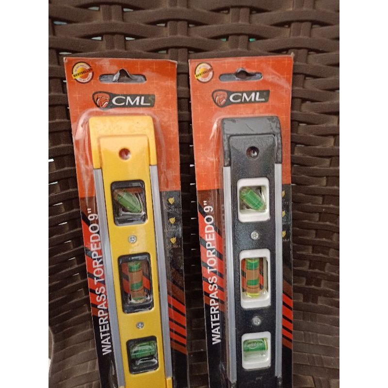 waterpass premium UK kecil