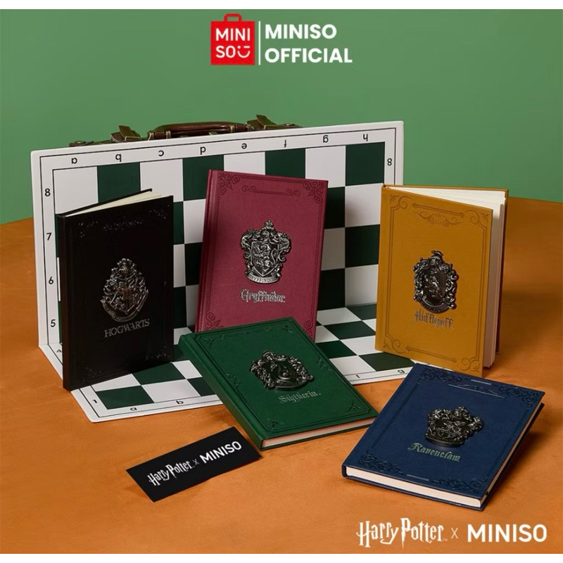 

[READY STOCK] Miniso x Harry Potter A5 PU Embossment Hardcover Book Notebook Series Hogwarts Buku Catatan 96 Lembar Gryffindor Ravenclaw Slytherin Hufflepuff