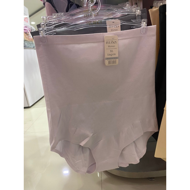celana dalam semi korset brand felancy
