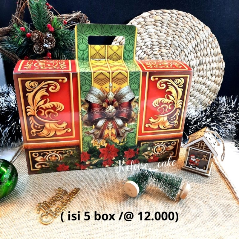 

isi 5 box/@11.500)BOX/DUS KUE KERING CHRISTMAS ISI 3 PETJAR 1000 ML