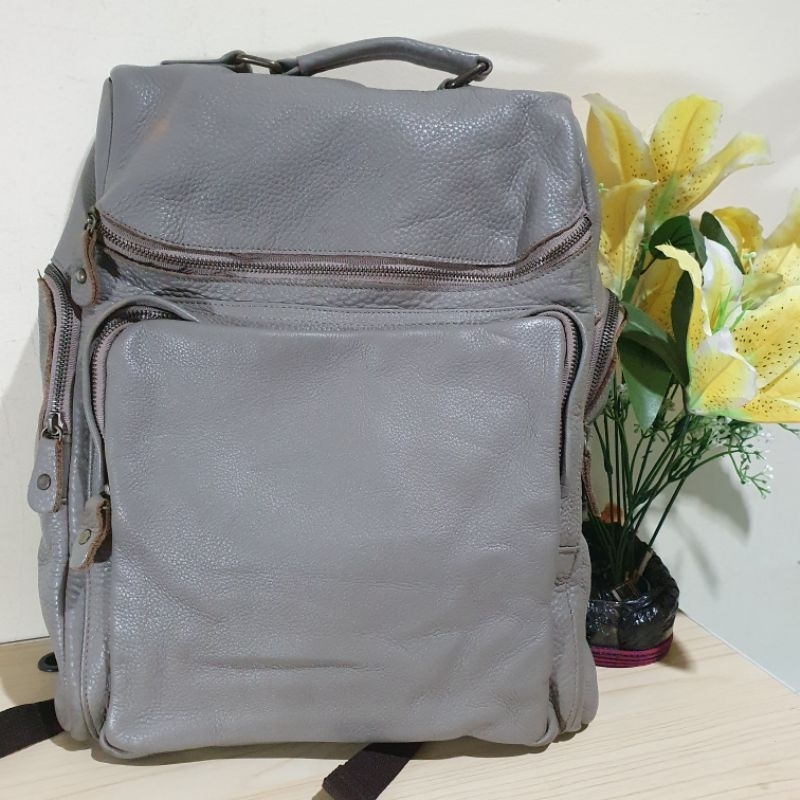 Tas Ransel Kulit Asli Beyond best Preloved
