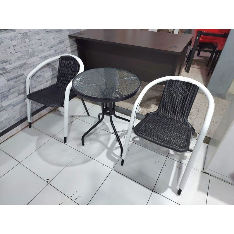 meja teras importa 2 kursi + meja