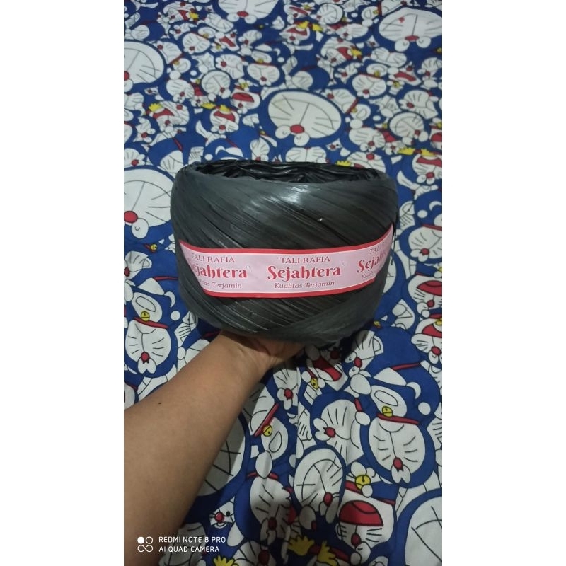 

tali rafia hitam 500gram