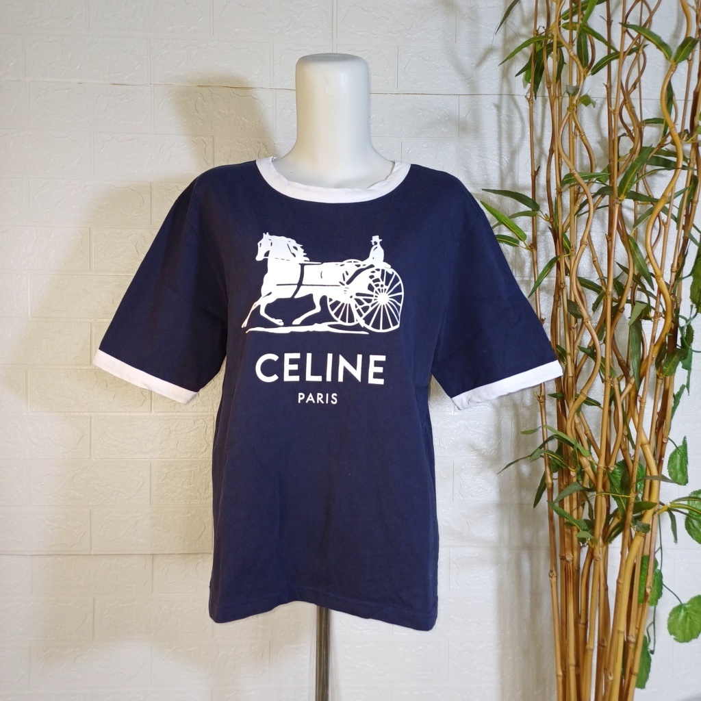 KAOS CELINE PARIS ORIGINAL, SIZE M (SECOND BRANDED) NAVY PEKAT, LIKE NEW, TS0477