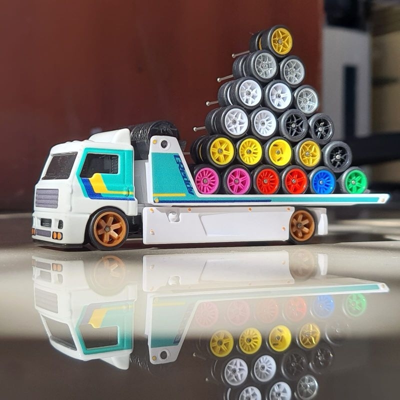 Ban karet Hot wheels