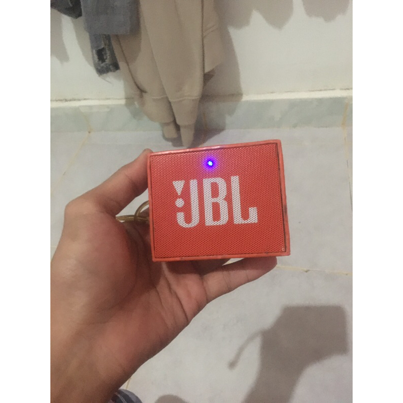 jbl go1