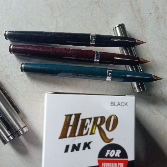 

Pena Isi Ulang Hero+Tinta Hero Paket Lengkap