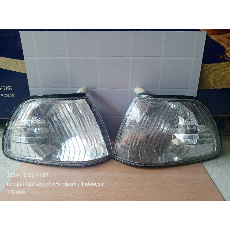 Lampu Sen Sein Kijang Kapsul LGX LSX  2000 2001 2002
