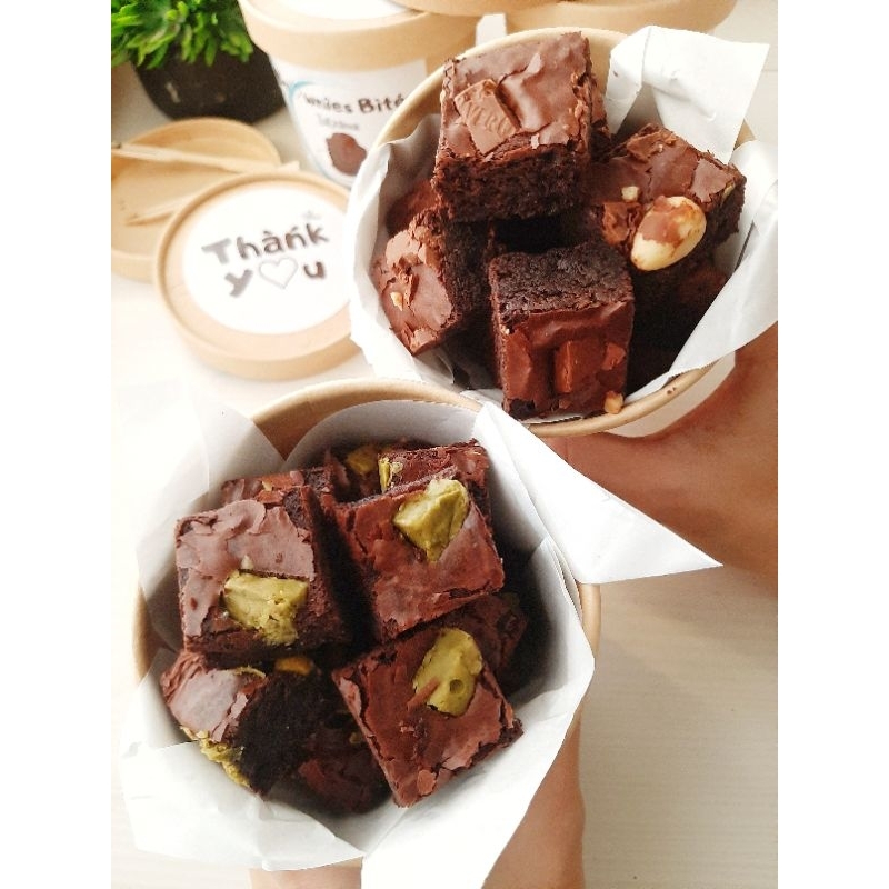 

Brownies Bites silverqueen Fudgy Brownies Cup Brownies Mini Bite hampers cemilan murah viral kekinian