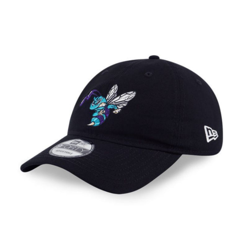 Topi New Era Cap Charlotte Hornets Gnarly Unstructured 9Forty Adjustable Original