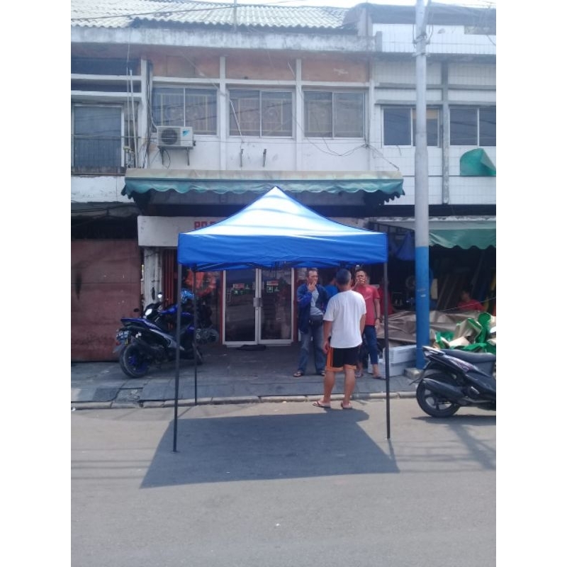 tenda lipat ukuran 2x2 hollow hitam tebal besi 0,8 mm bahan atap d420