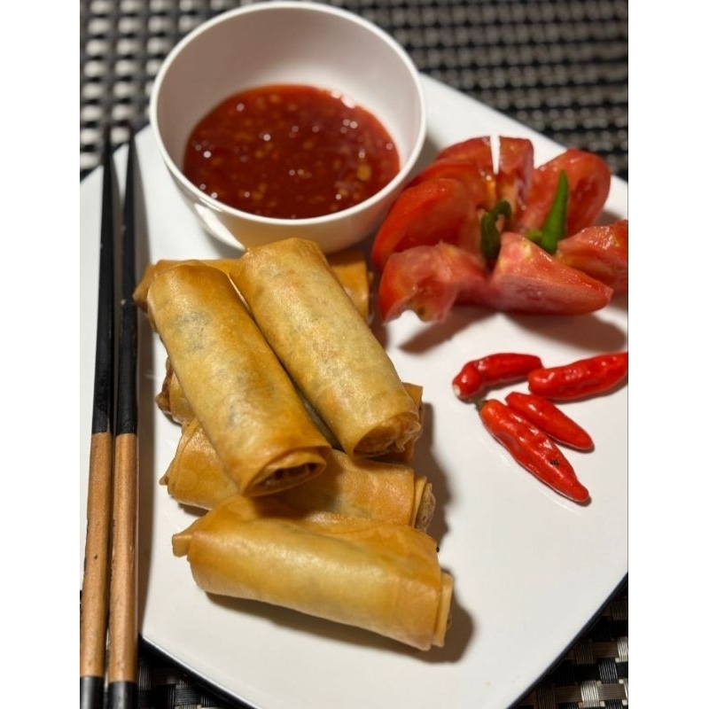 

PROMO!! SPRING ROLL CHICKEN MUSHROOM ISI 10pcs FROZEN!