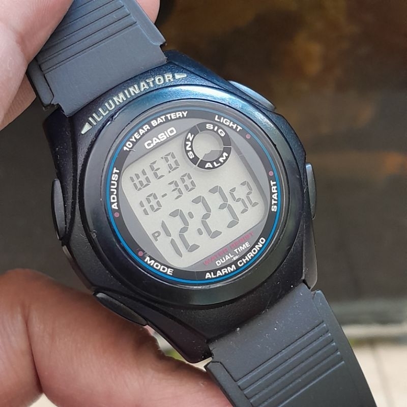 Casio illuminator F 200