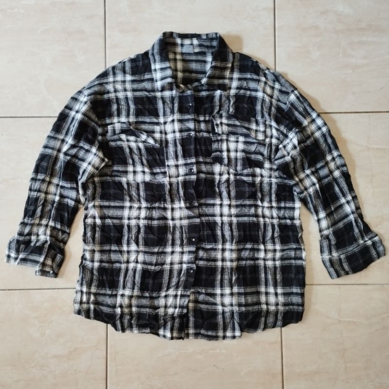 Kemeja Flanel Korea Fashion Pria B001