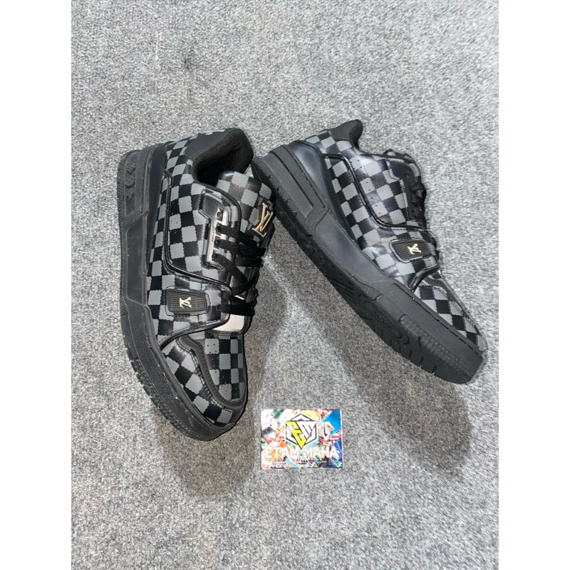 sepatu Louis Vuitton second bekas