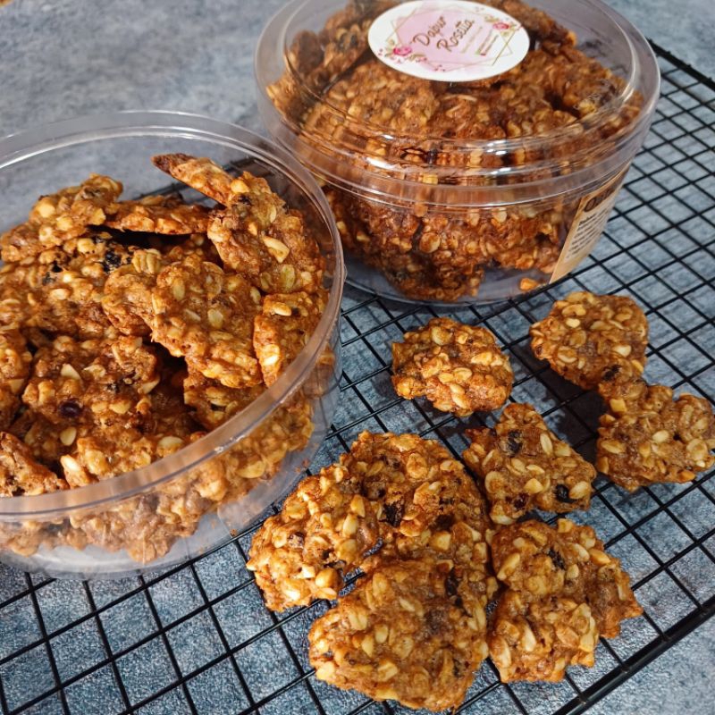 

Oatmeal Cookies (Raisin, cranberry, chia seed, kacang)