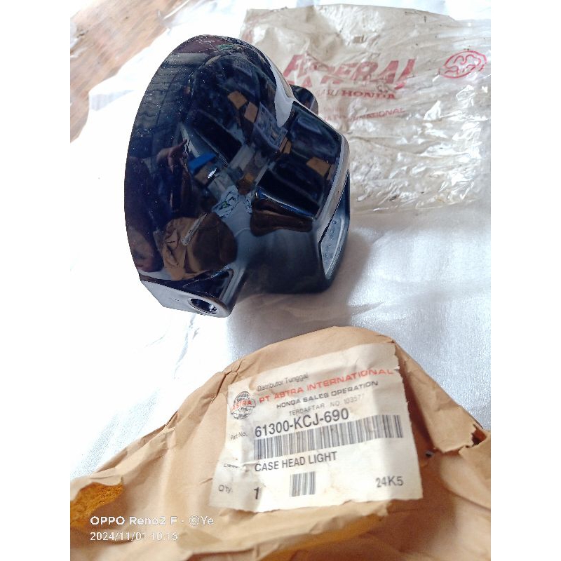 cover batok lampu depan Tiger 2000 Tiger lama lawas 61300-KCJ-690 original NOS