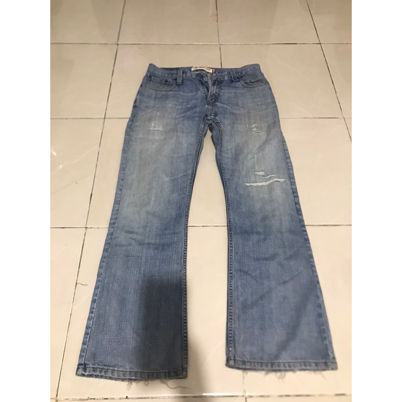 Dijual Levi’s Second Model Bootcut Harga 125Ribu