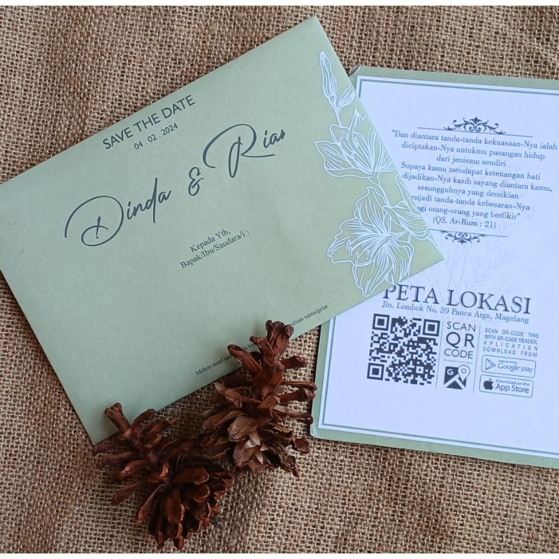 Undangan Pernikahan Hardcover Simple Murah (UP 042)