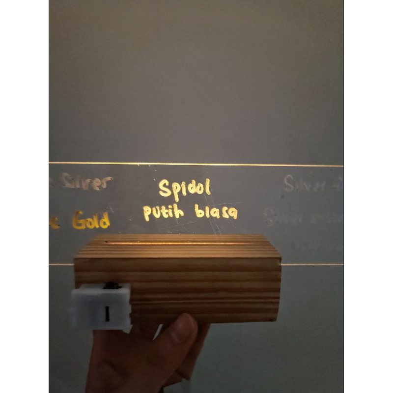KAYU AKRILIK LED TANPA KABEL / KAYU LED BATRE / DUDUKAN AKRILIK / STAND KAYU AKRILIK