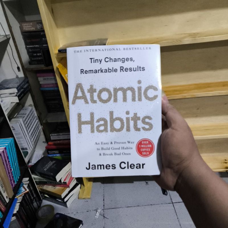 

Atomic habit by james clear (eng/ind)