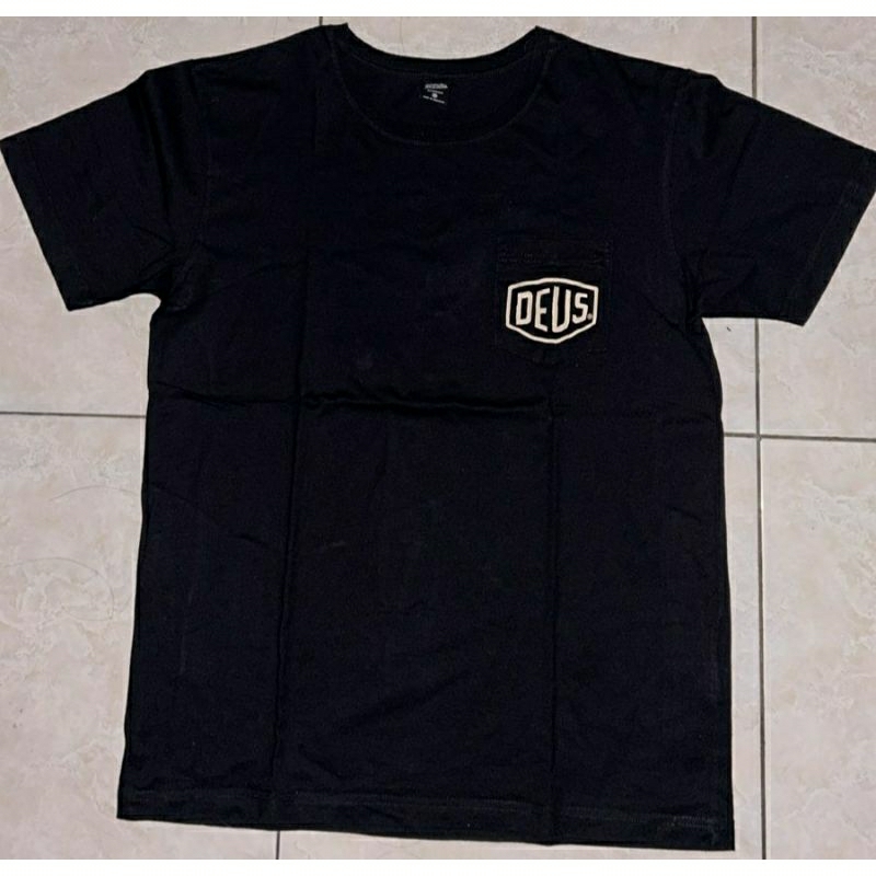 [Preloved] Kaos Deus Ex Machina