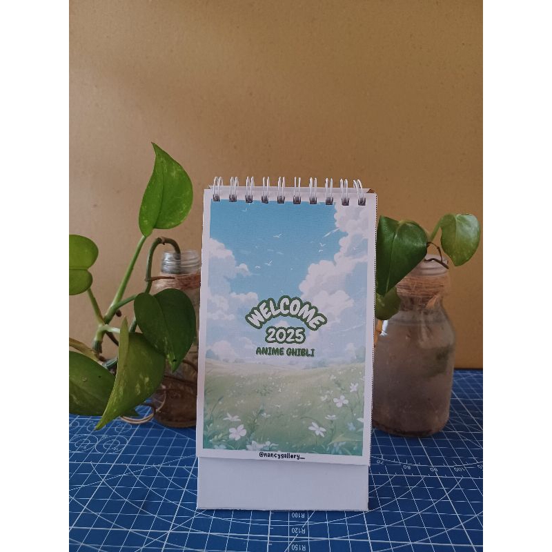 

Kalender Meja Spiral 2025 - Kalender Duduk Asthetic 2025