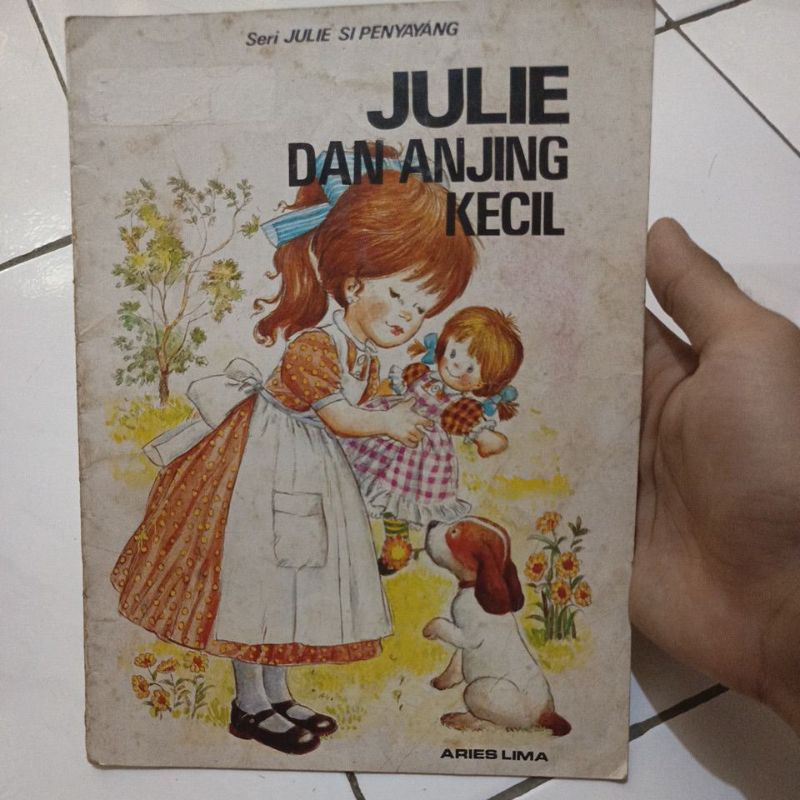 Seri Julie Si Penyayang ( Julie Dan Anjing Kecil )