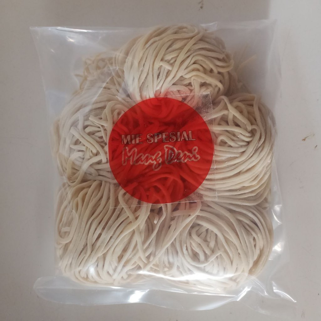 

Mie Mentah Mie Basah Bahan Mie Ayam Pakai Telur Tanpa Bahan Pengawet