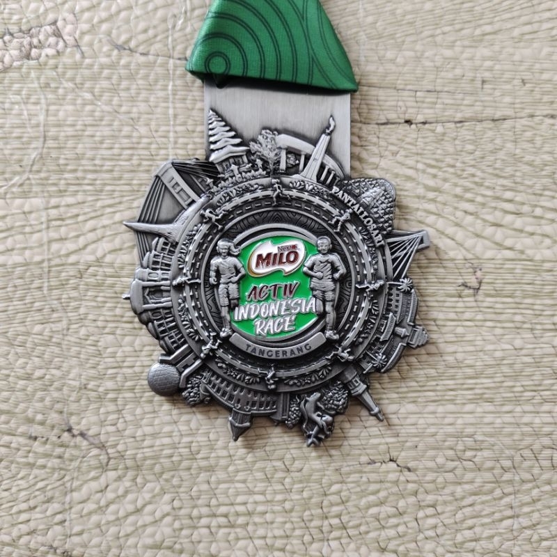 Medali Race Finisher Medal Medals Baju Kaos Jersey Tas Belanja Goodie Bag Lari Run Running Juaraga I